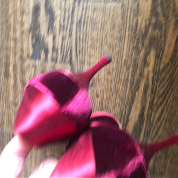 Dressy red shoes - Picture 6 of 8